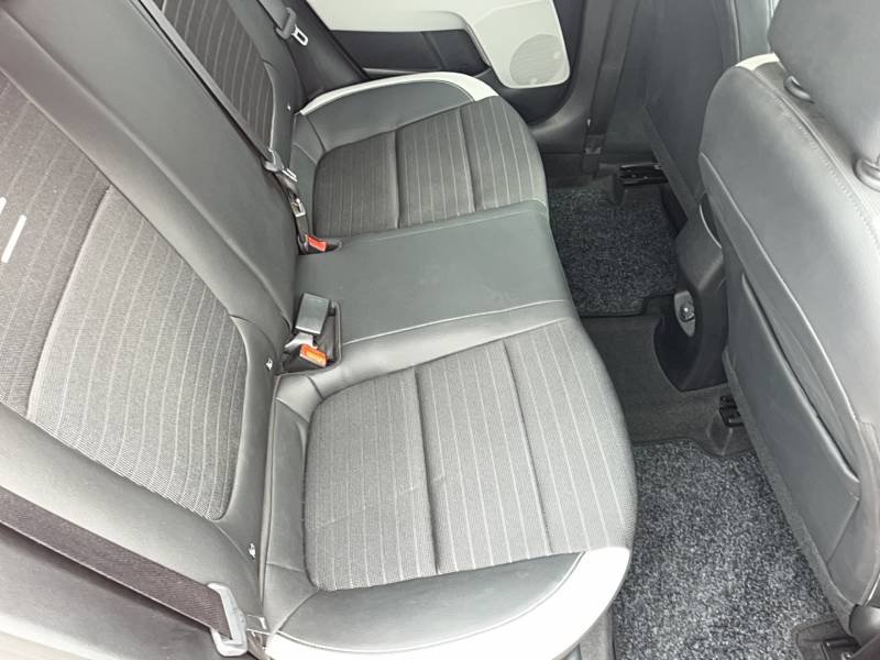 Kia Stonic - Photo 18