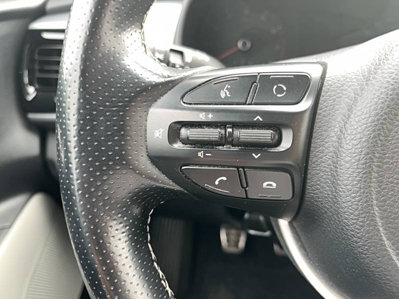 Kia Stonic - Photo 21