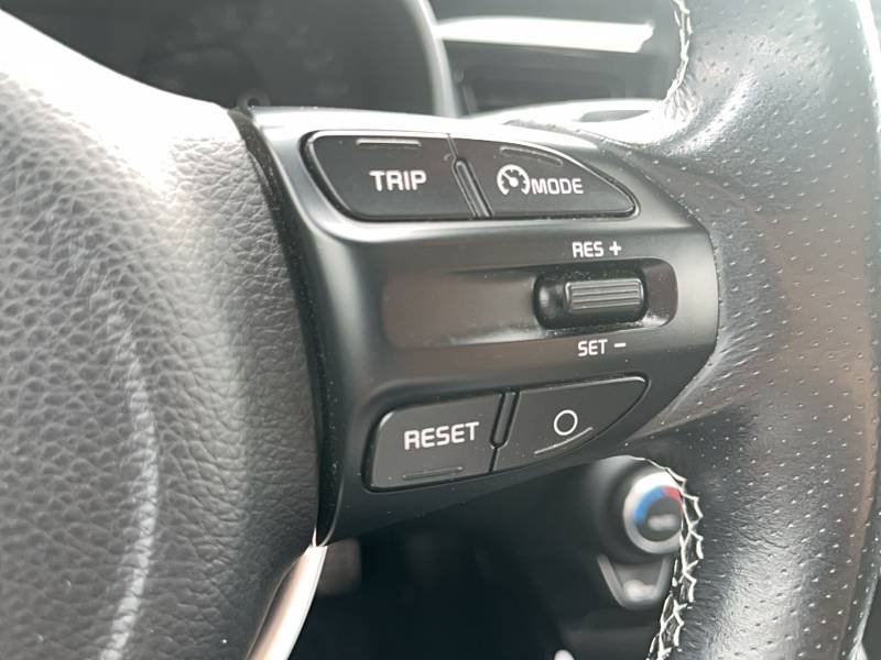 Kia Stonic - Photo 22