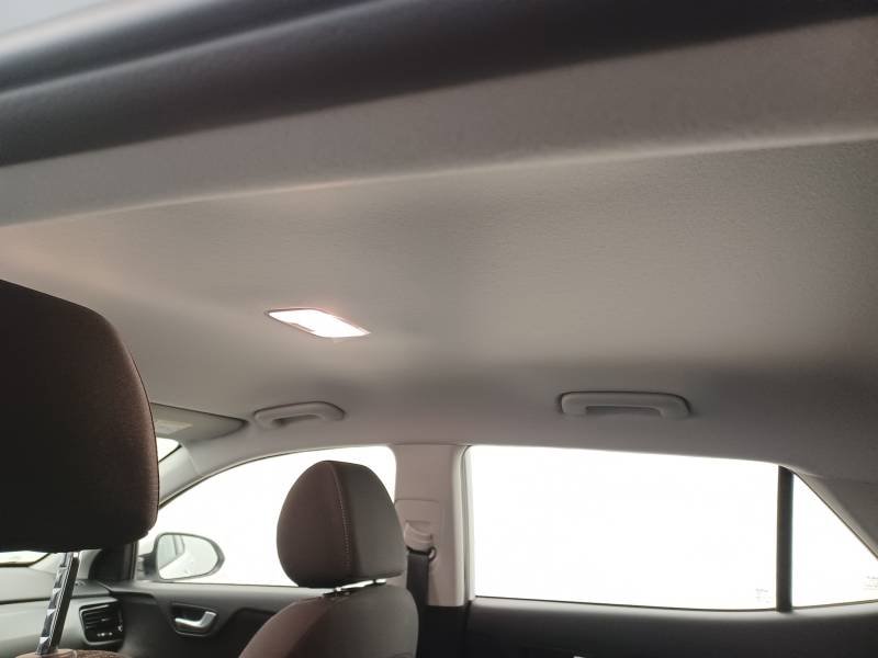 Kia Stonic - Photo 26