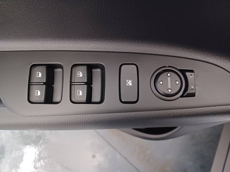 Kia Stonic - Photo 27