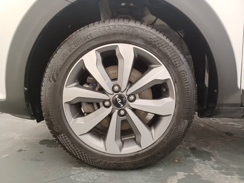 Kia Stonic - Photo 8