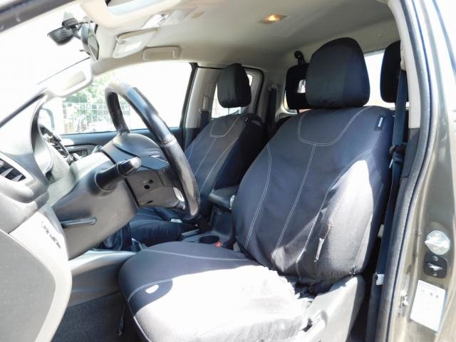 Mitsubishi L200 - Photo 8