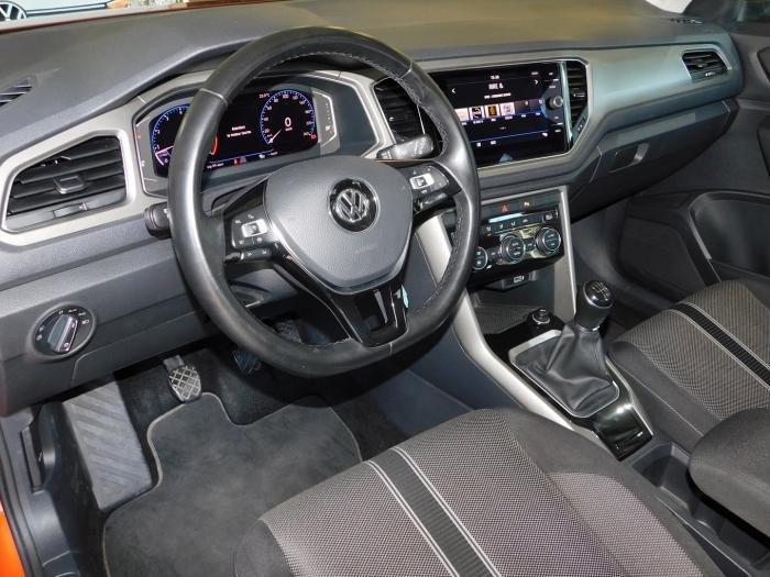 Volkswagen T-Roc - Photo 15
