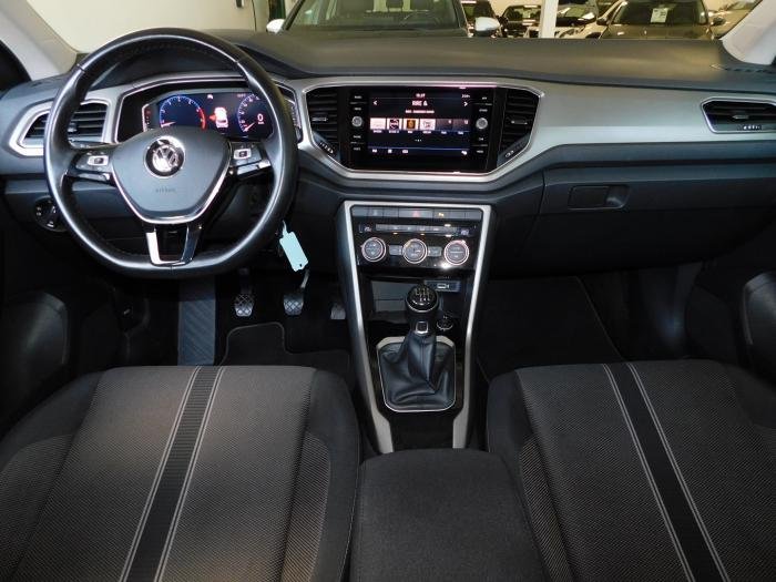 Volkswagen T-Roc - Photo 17