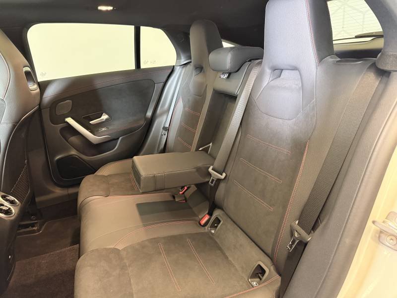 Mercedes CLA - Photo 31