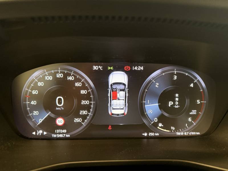 Volvo XC40 - Photo 17