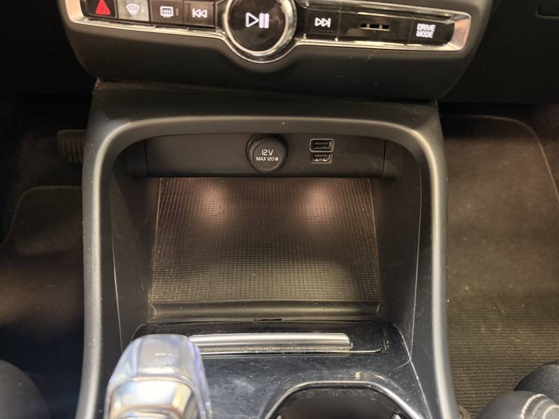 Volvo XC40 - Photo 19