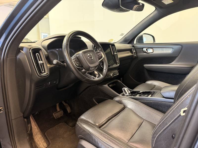 Volvo XC40 - Photo 25