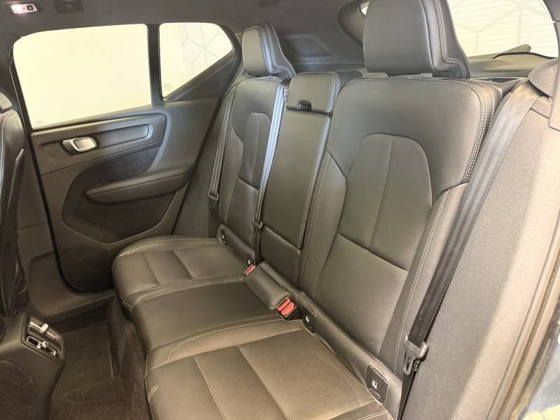 Volvo XC40 - Photo 34