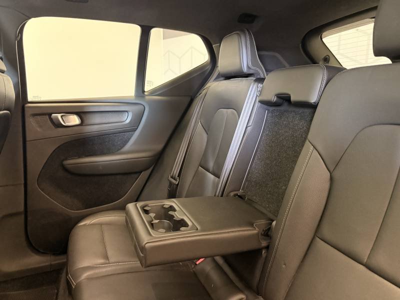 Volvo XC40 - Photo 36