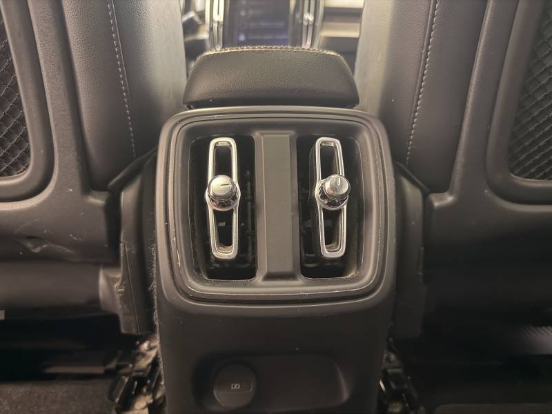 Volvo XC40 - Photo 38