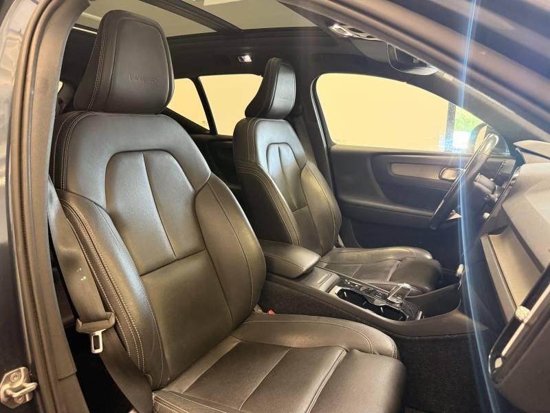 Volvo XC40 - Photo 43