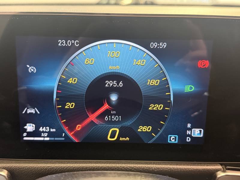 Mercedes GLB - Photo 18