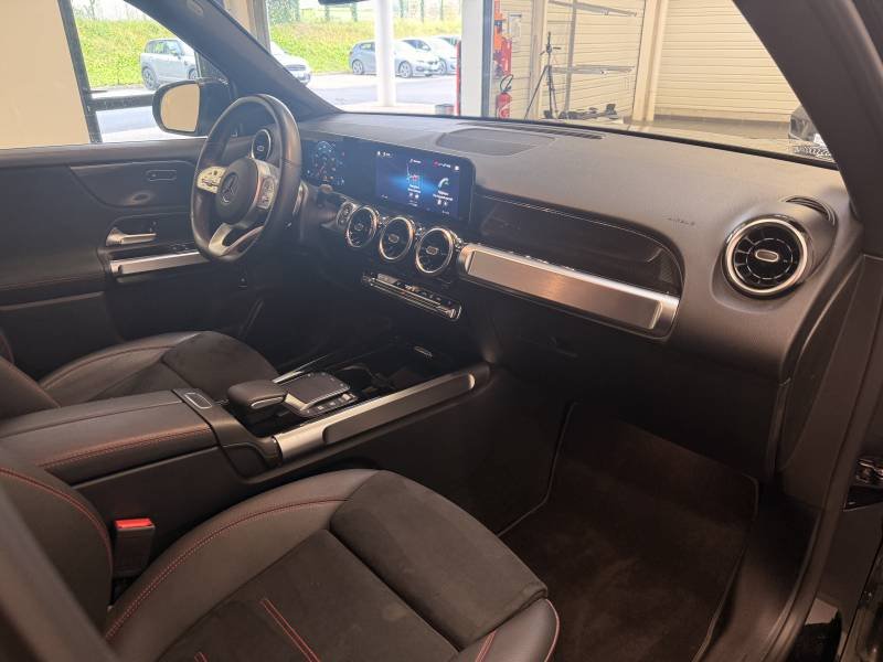 Mercedes GLB - Photo 42