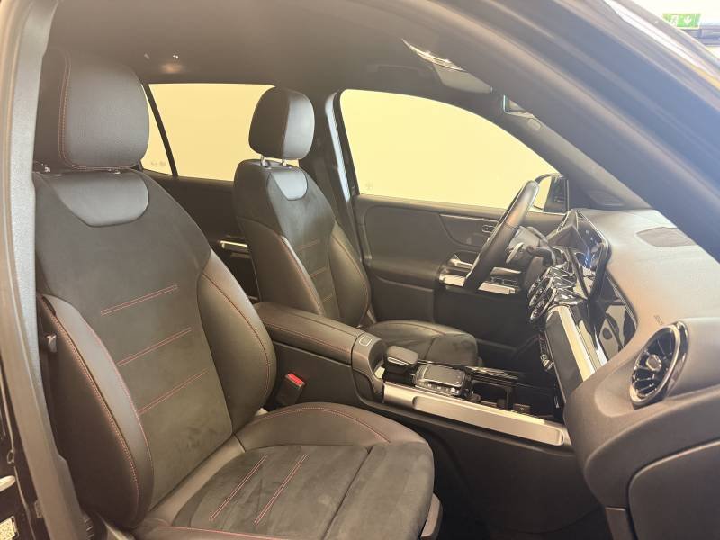 Mercedes GLB - Photo 44