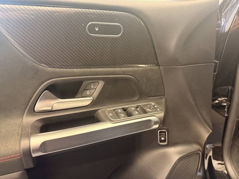 Mercedes GLB - Photo 9