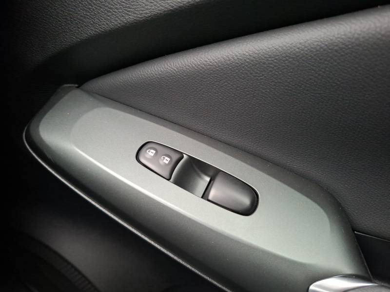 Nissan Juke - Photo 30
