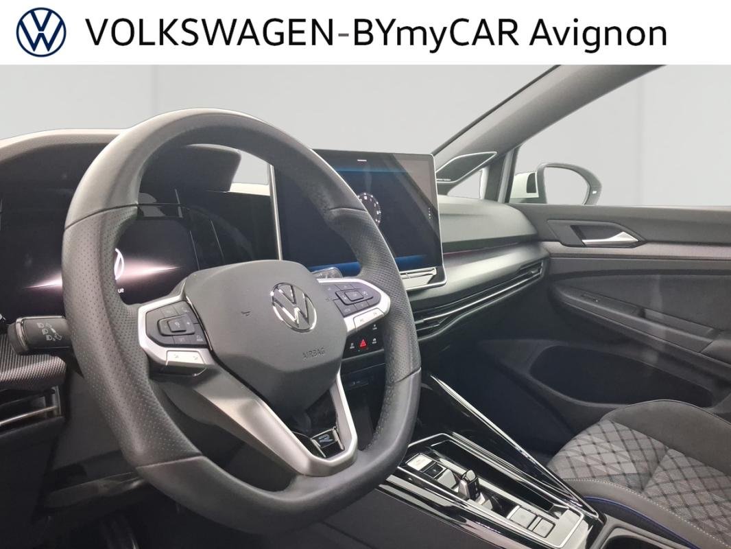 Volkswagen Golf - Photo 23