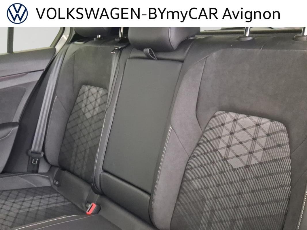 Volkswagen Golf - Photo 25