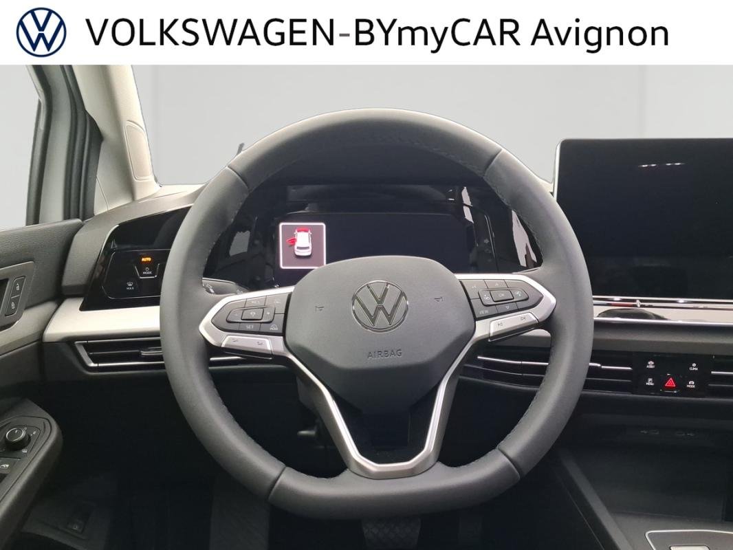 Volkswagen Golf - Photo 11