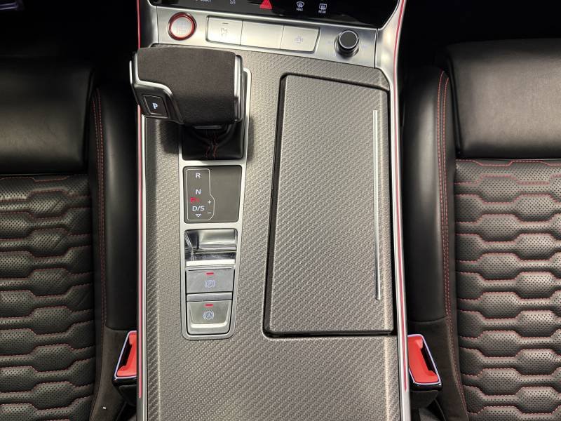 Audi RS6 - Photo 13