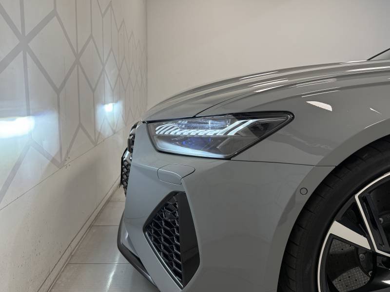 Audi RS6 - Photo 15