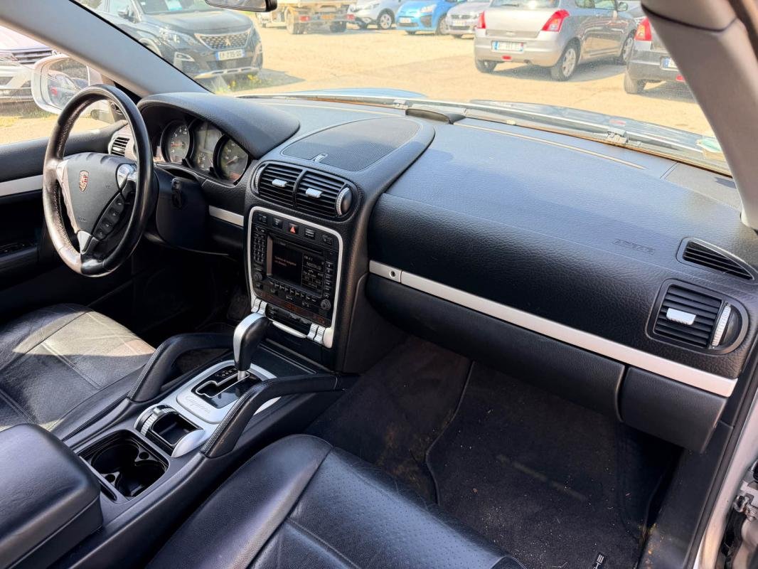 Porsche Cayenne - Photo 13