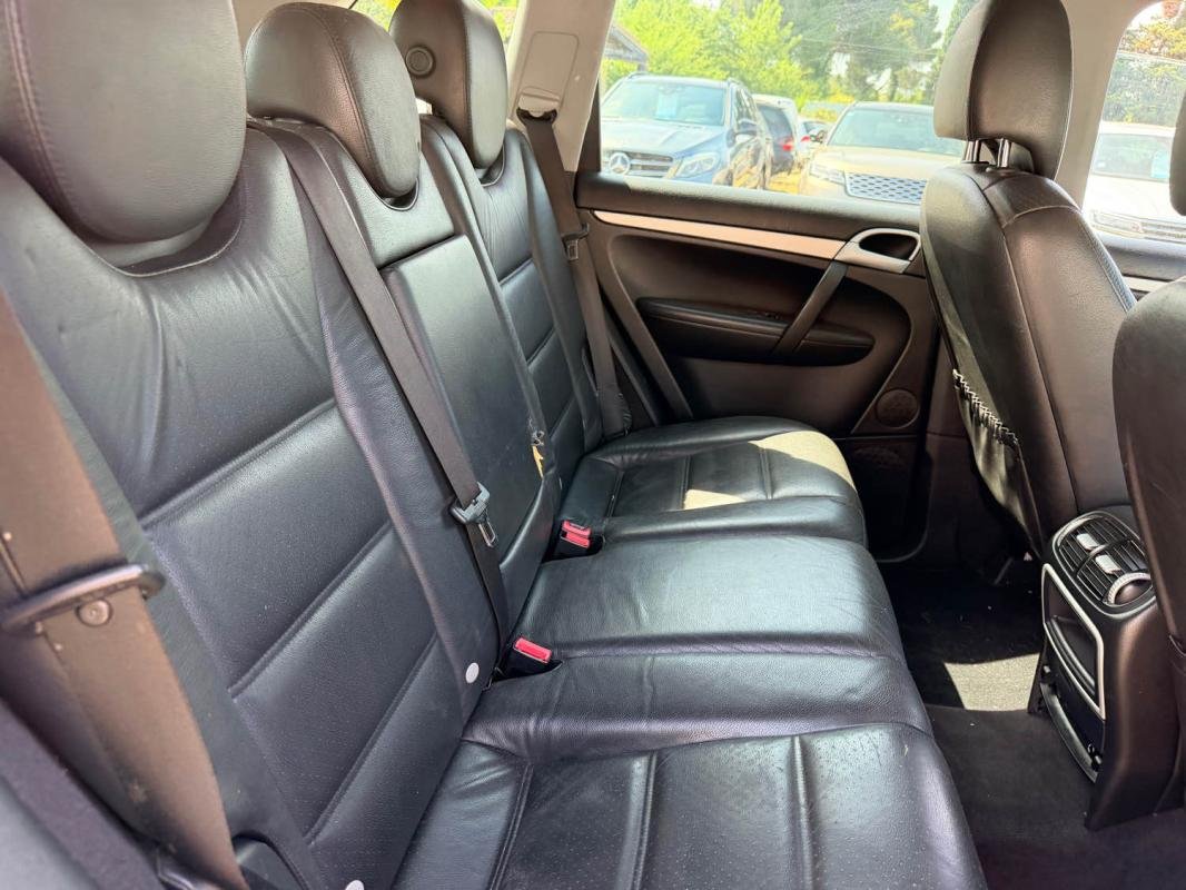 Porsche Cayenne - Photo 8