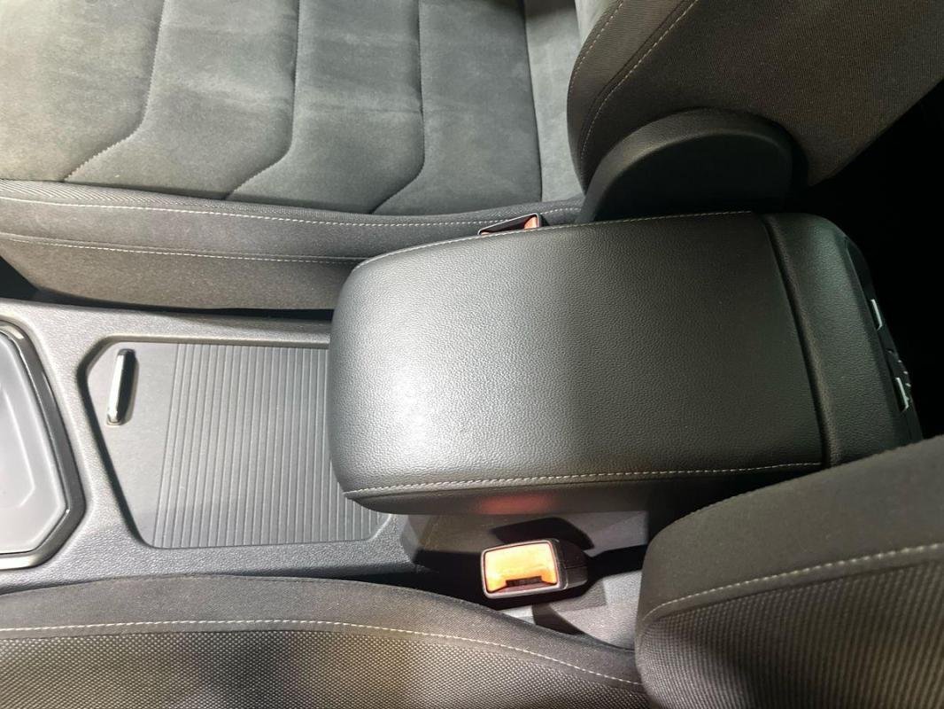 Volkswagen Tiguan - Photo 12