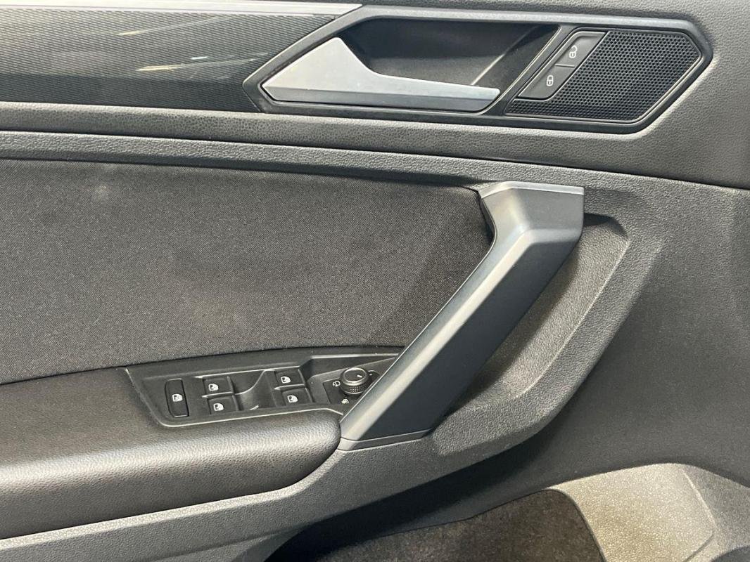 Volkswagen Tiguan - Photo 15