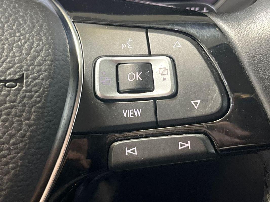 Volkswagen Tiguan - Photo 19