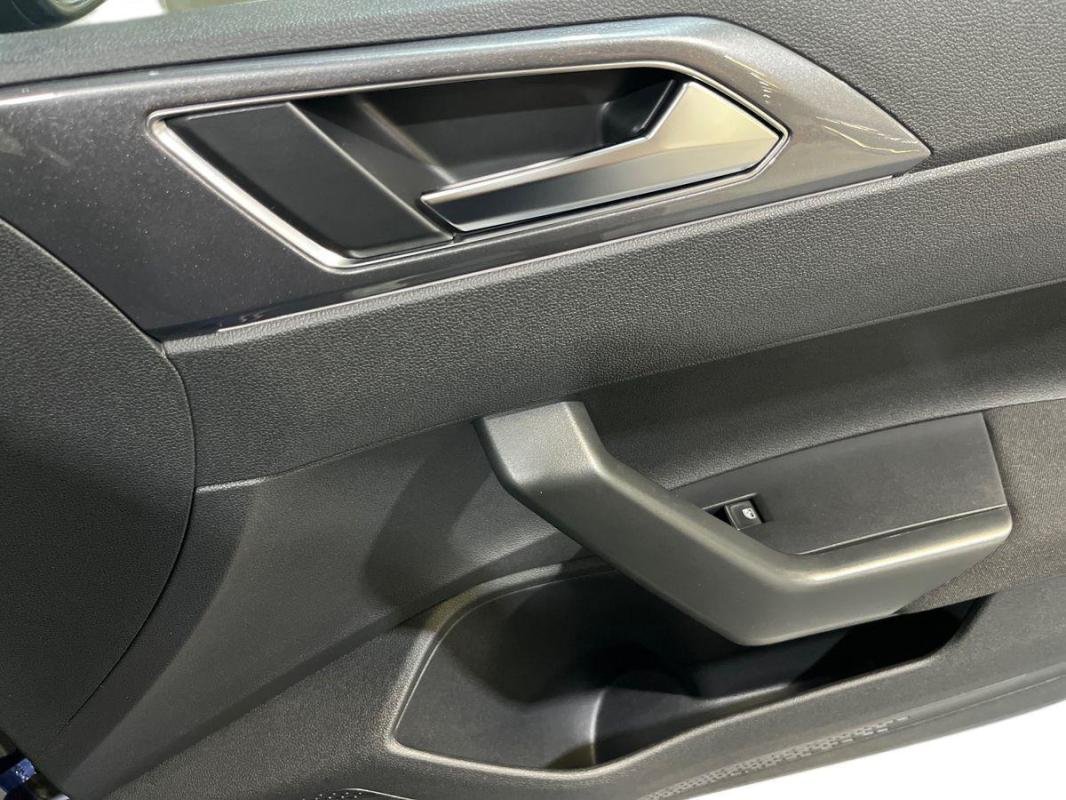 Volkswagen Polo - Photo 15