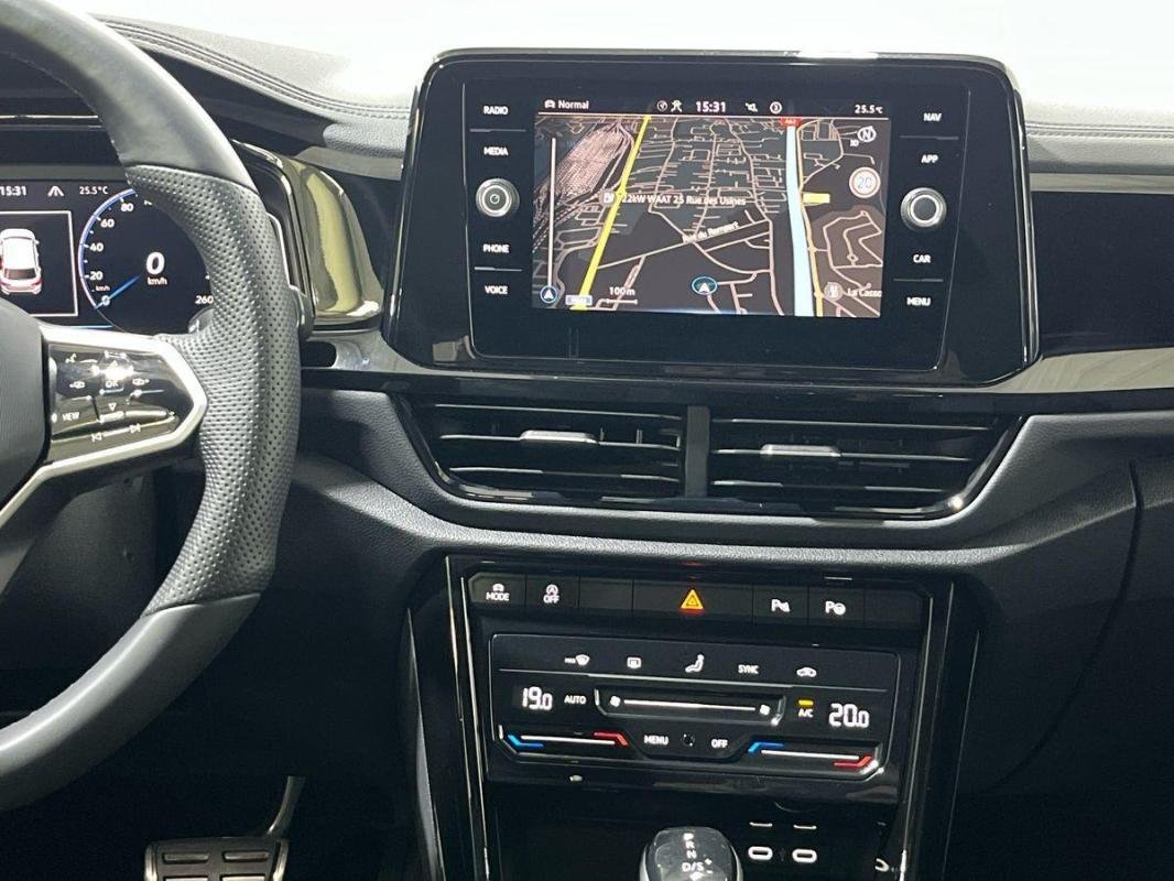 Volkswagen T-Roc - Photo 10