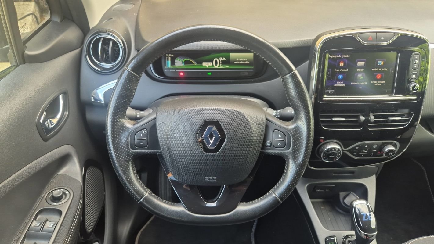 Renault Zoe - Photo 22