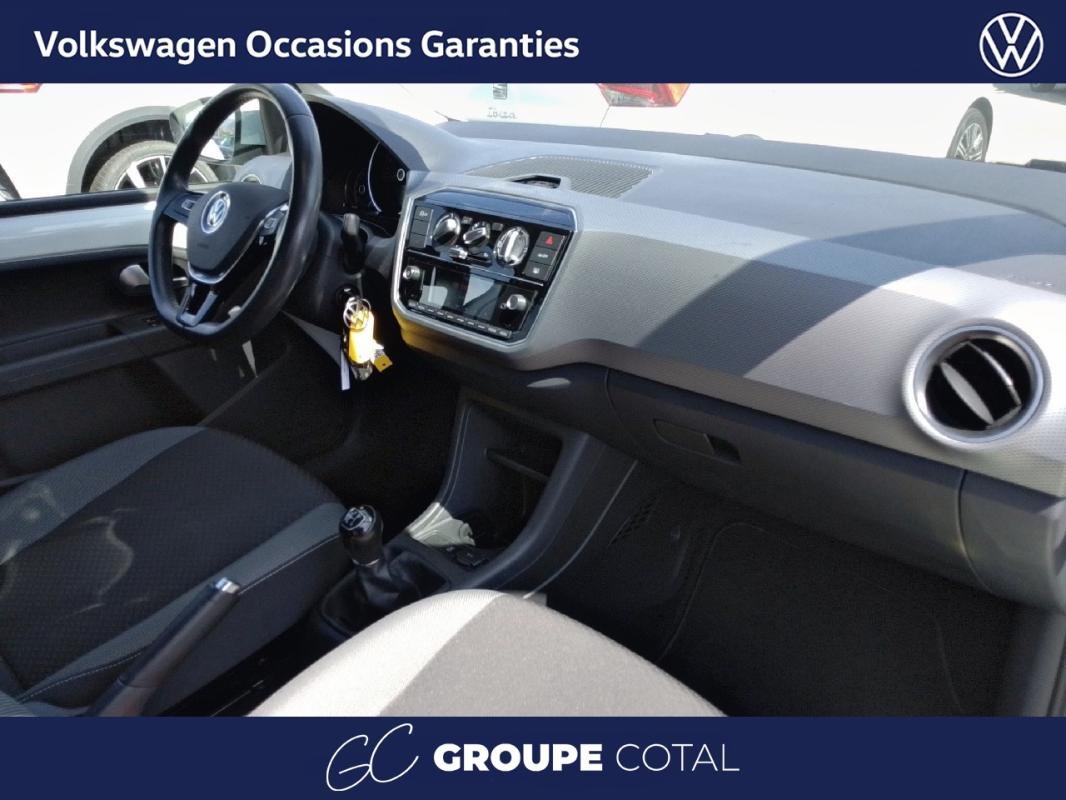Volkswagen Up! - Photo 11