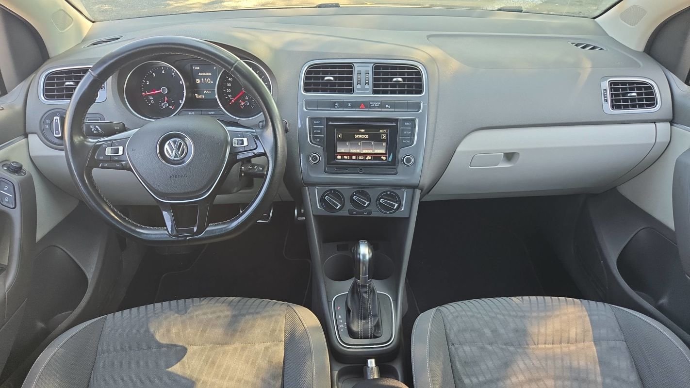 Volkswagen Polo - Photo 11