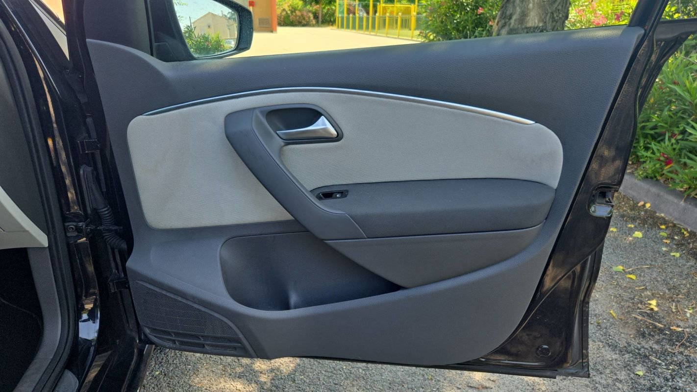 Volkswagen Polo - Photo 22