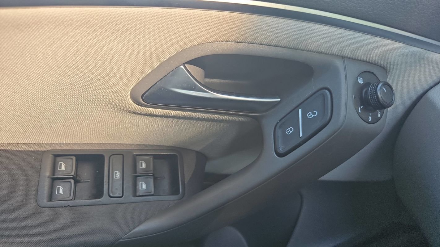 Volkswagen Polo - Photo 23