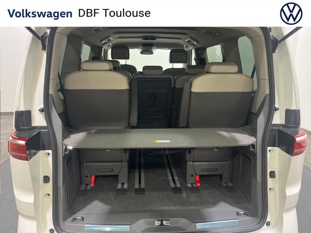 Volkswagen Multivan - Photo 26