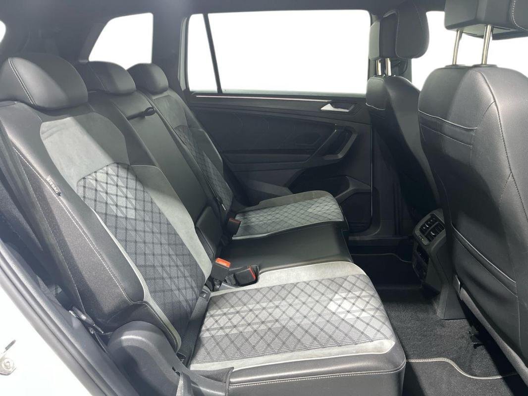 Volkswagen Tiguan Allspace - Photo 23