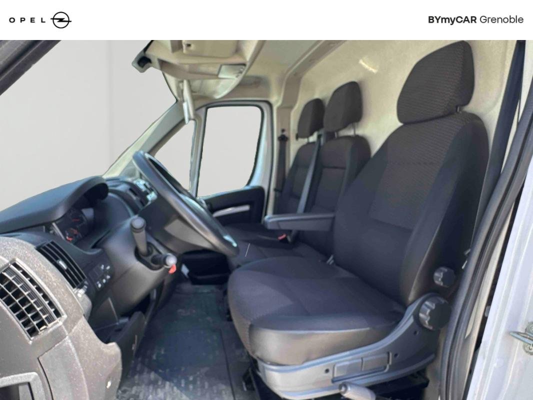 Opel Movano - Photo 11