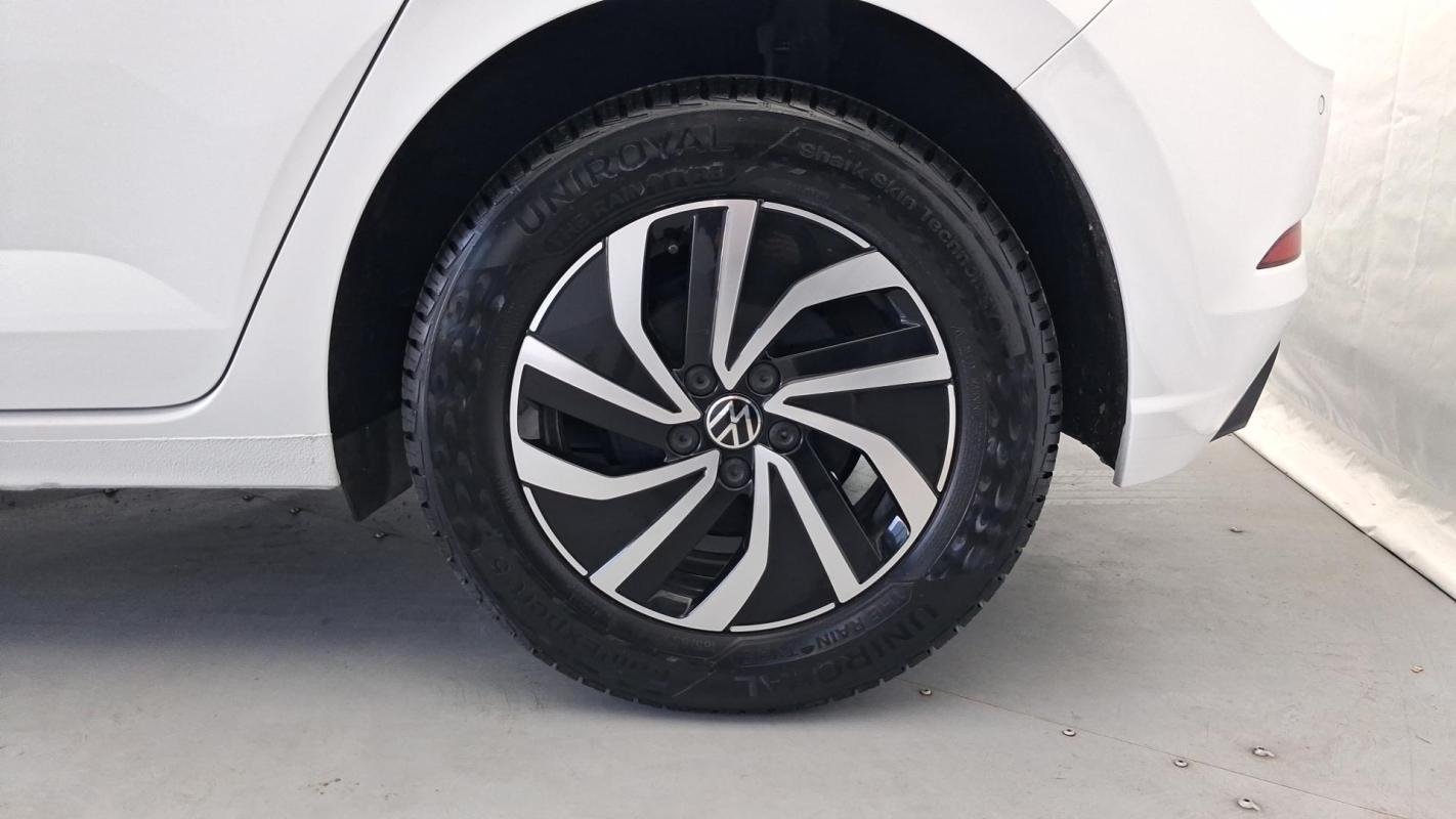 Volkswagen Polo - Photo 17