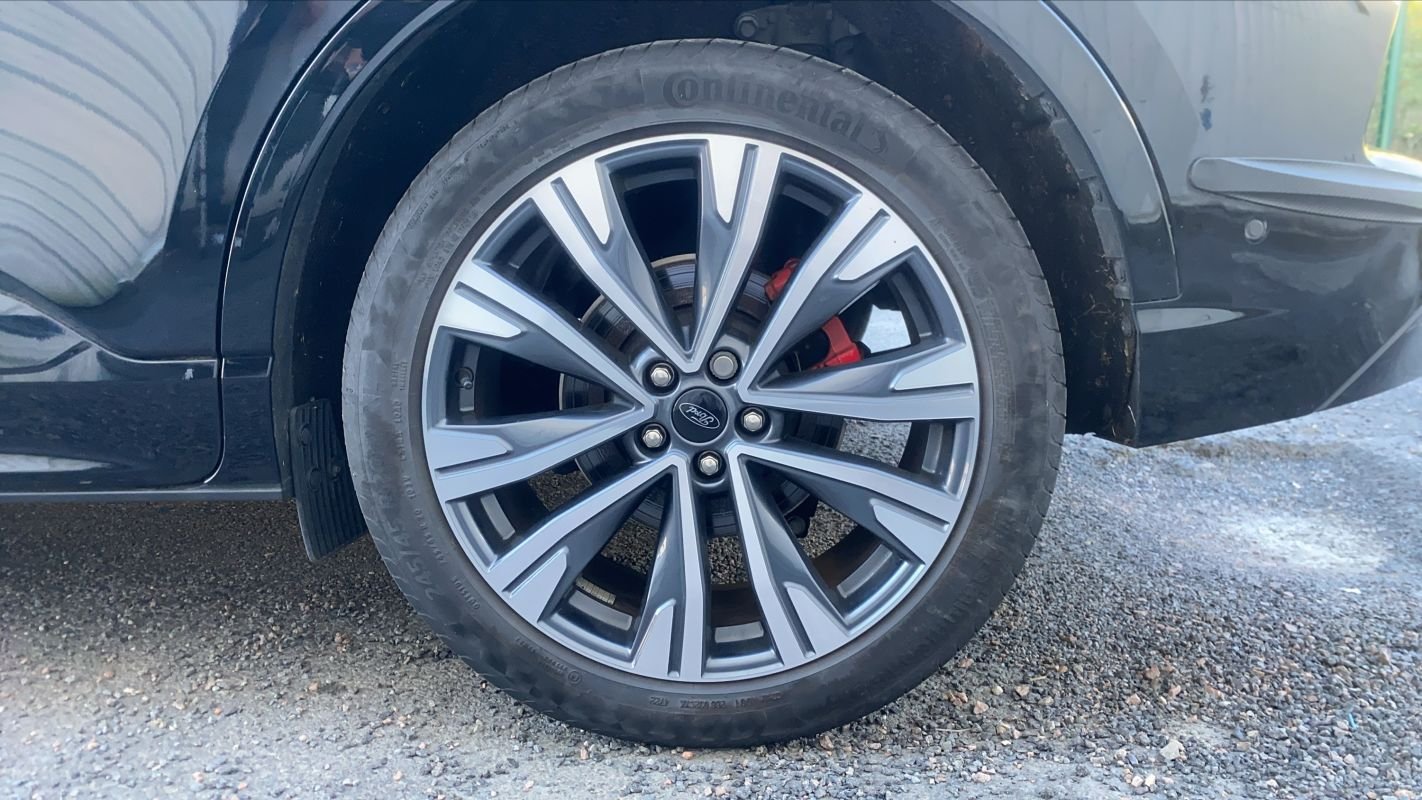 Ford Kuga - Photo 19