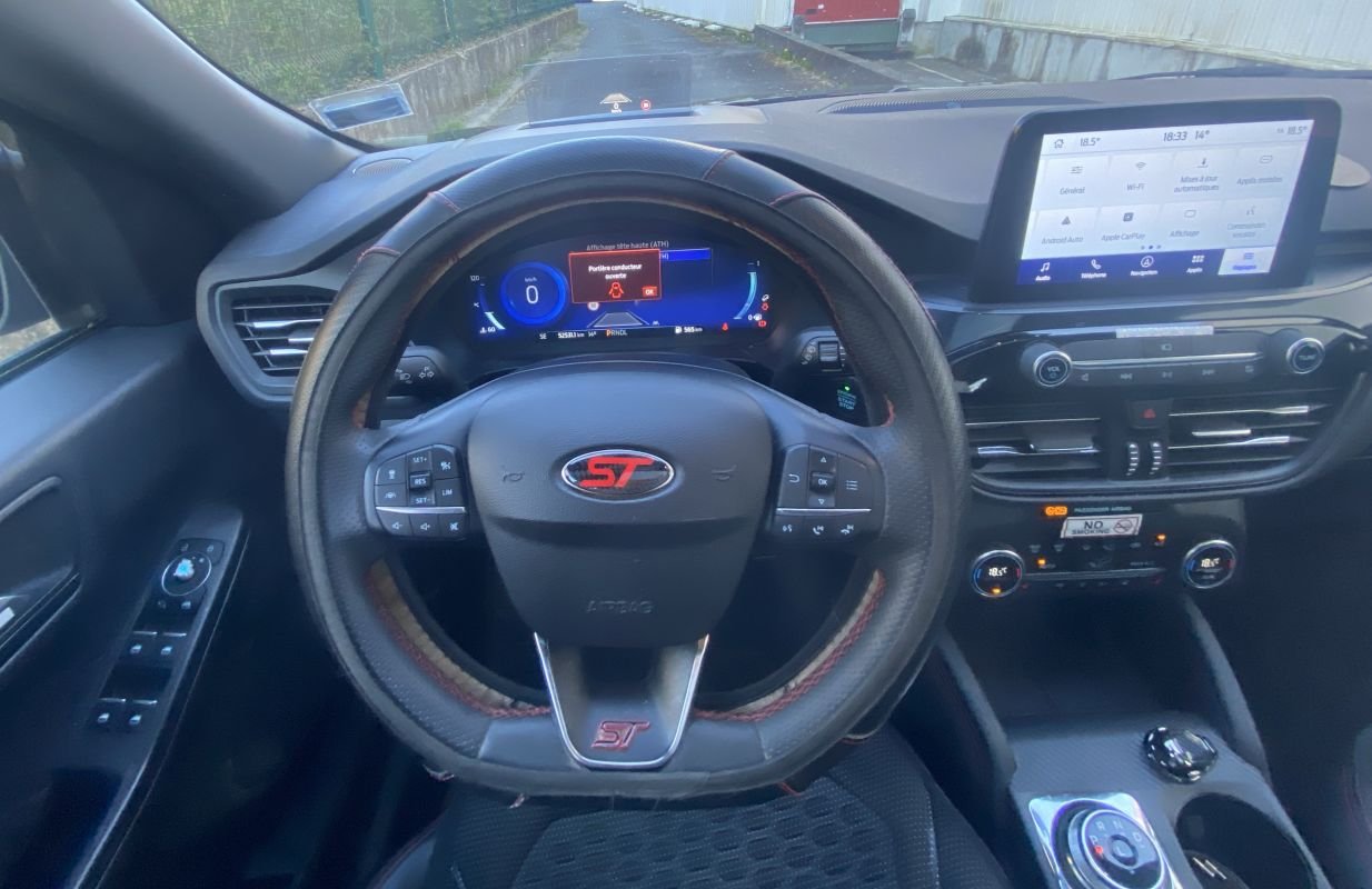 Ford Kuga - Photo 22
