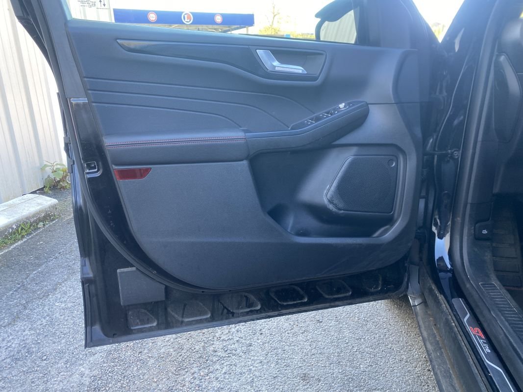 Ford Kuga - Photo 7