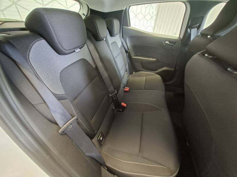 Renault Clio - Photo 24