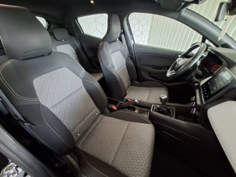 Renault Clio - Photo 27