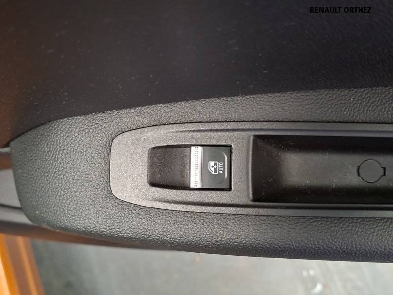 Renault Captur - Photo 15