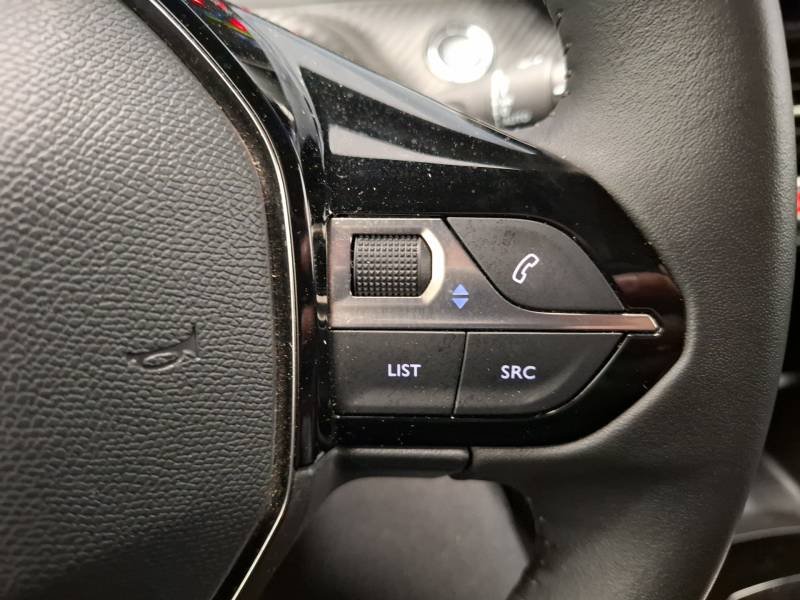 Peugeot 2008 - Photo 20